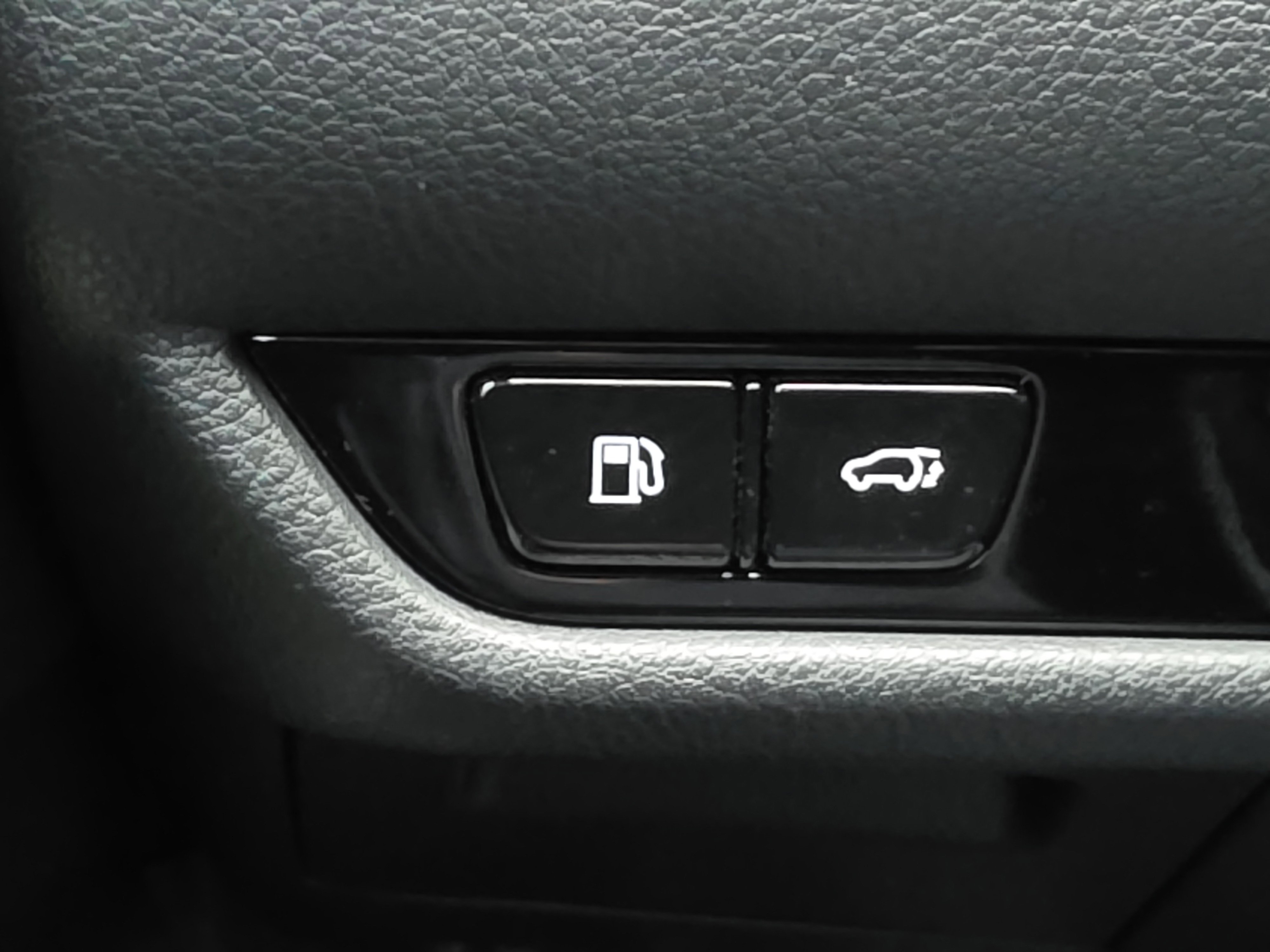 Used 2022 Lexus NX 450h+ F Sport w/ Vision Package AWD/4WD image 15