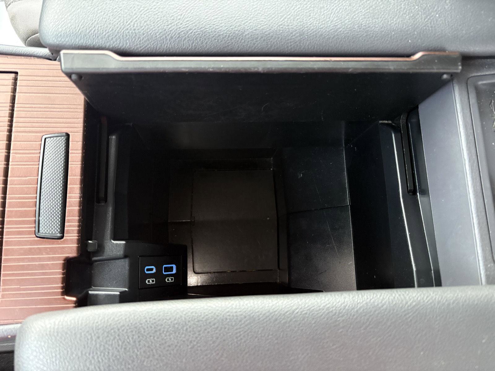 Used 2021 Toyota Sienna LE image 15