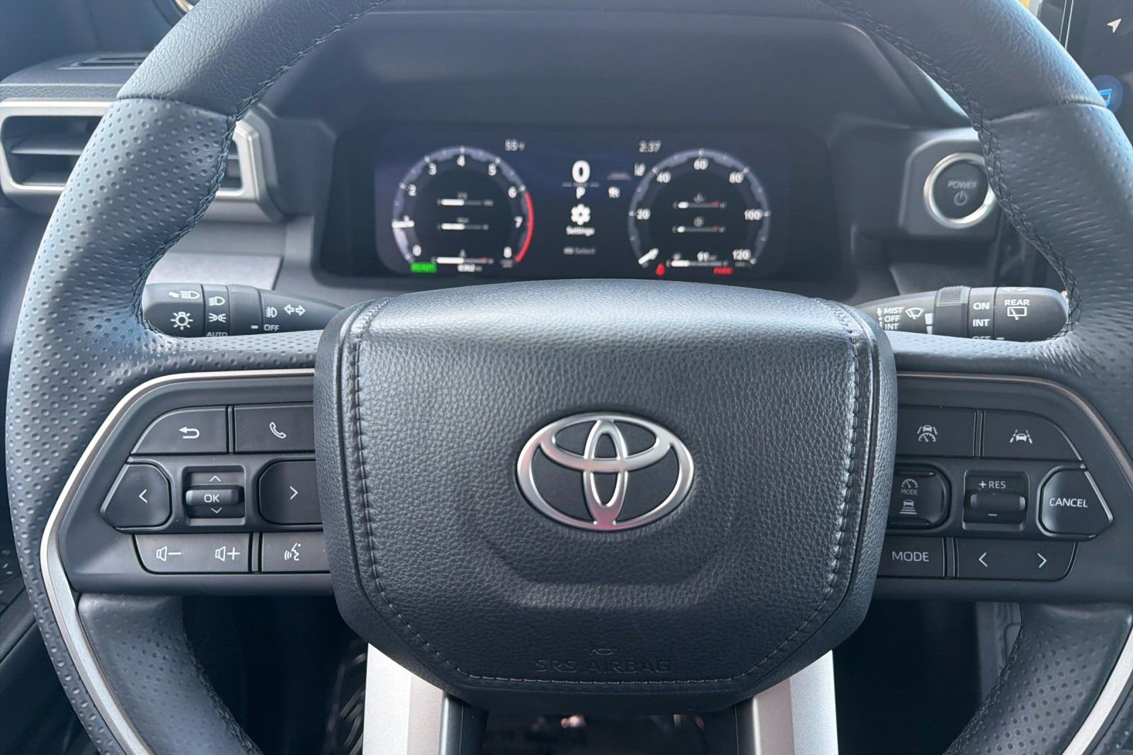 Used 2025 Toyota 4Runner Trailhunter image 24