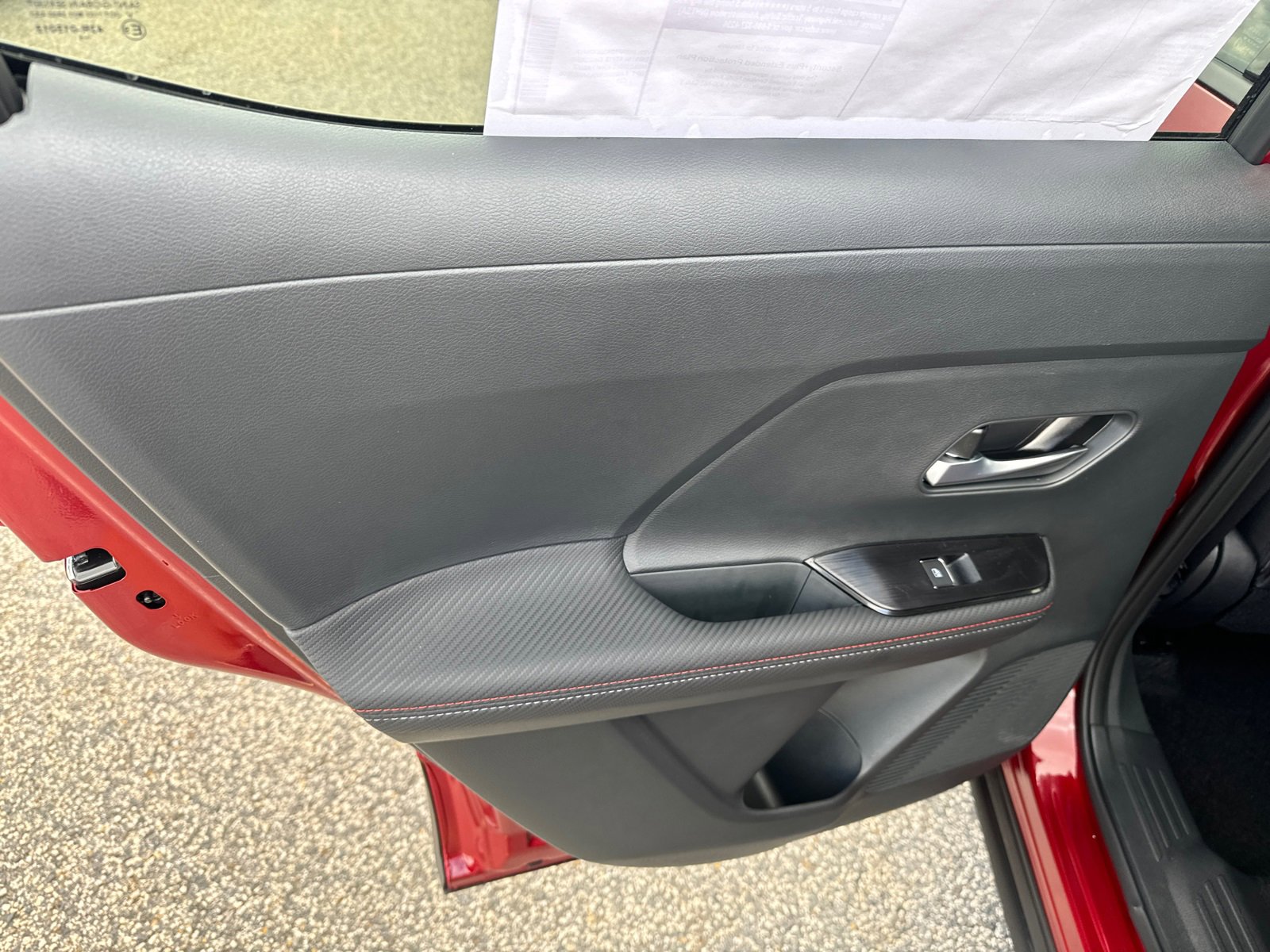 New 2025 Nissan Kicks SR w/ Interior Electronics Package image 20