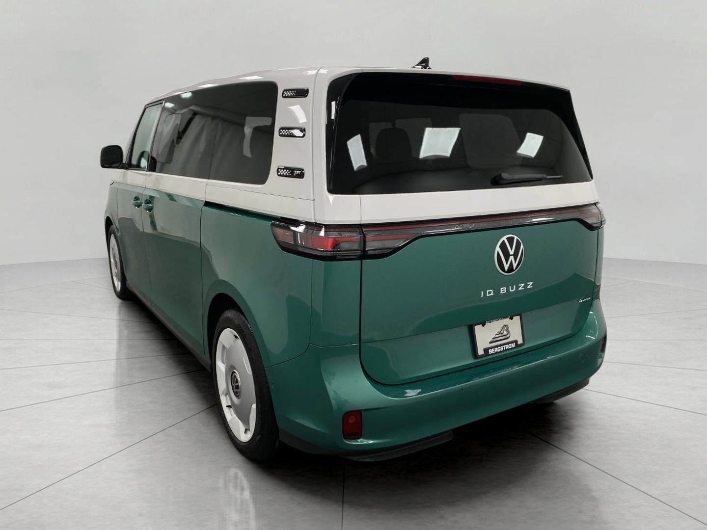 New 2025 Volkswagen ID. Buzz 1st Edition image 24