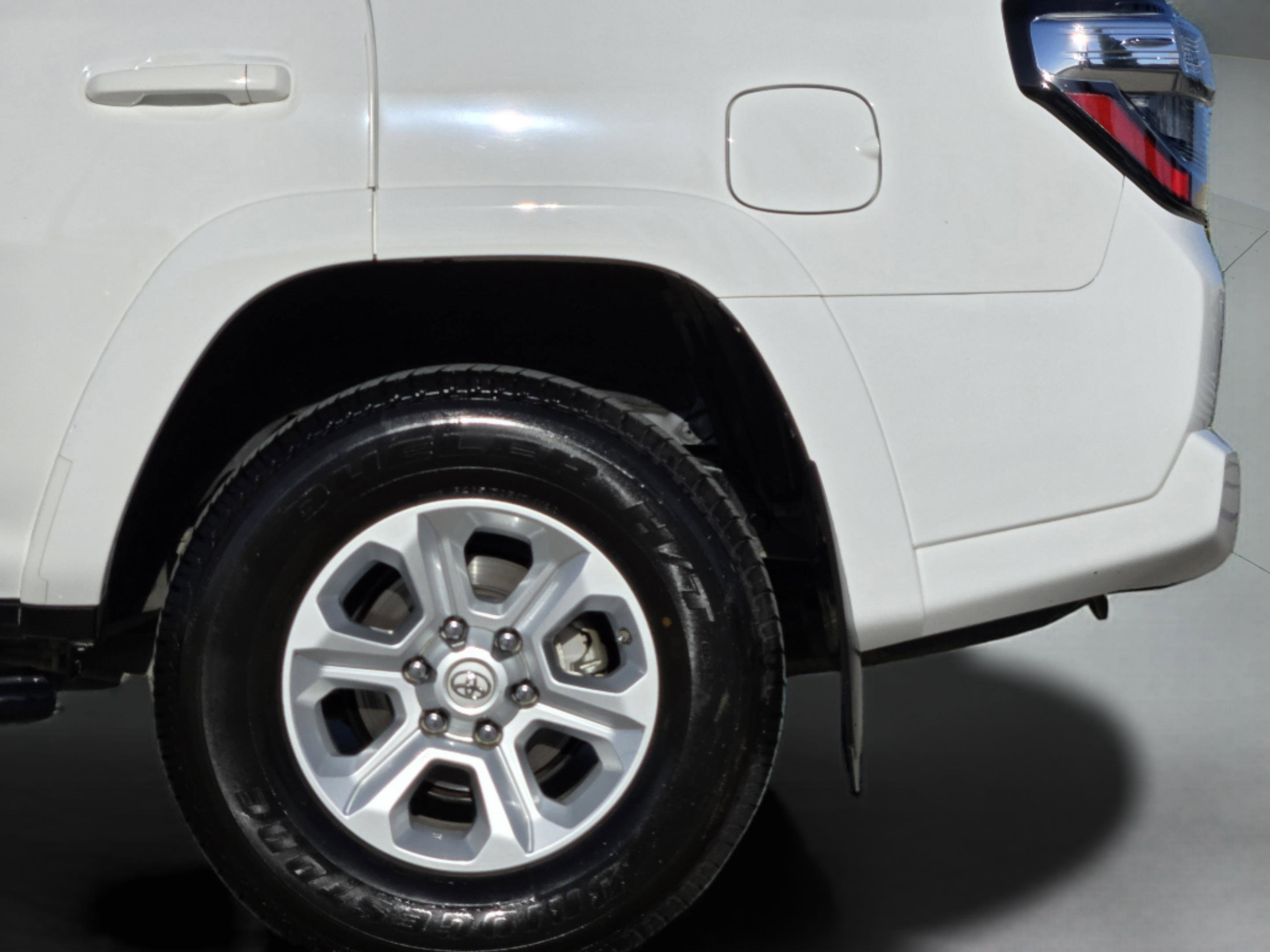 Used 2019 Toyota 4Runner SR5 Premium image 36