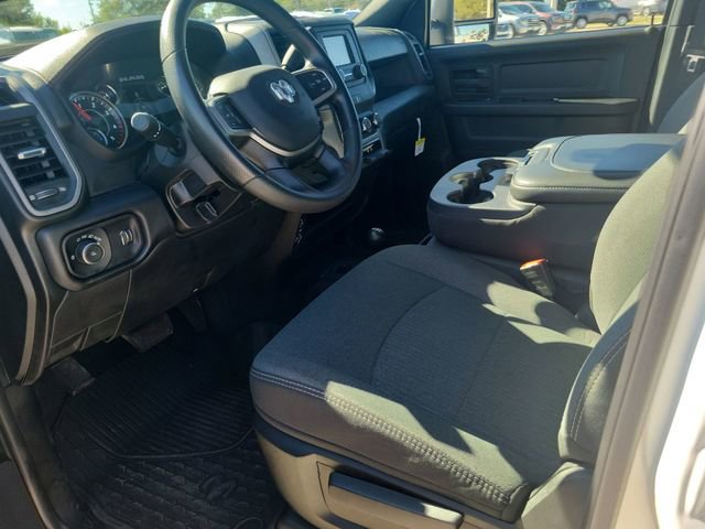 Used 2024 RAM 2500 Tradesman w/ Chrome Appearance Group image 13