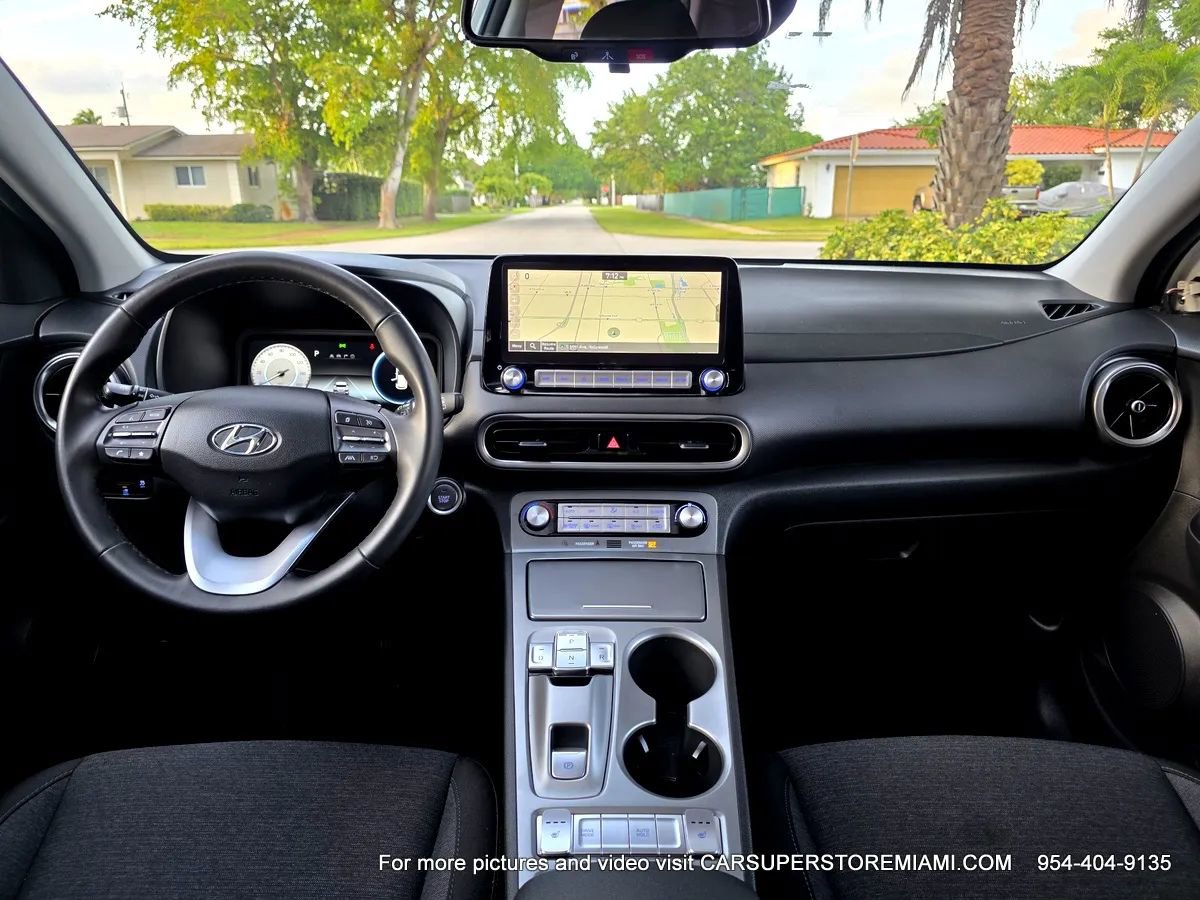 Used 2023 Hyundai Kona SEL FWD image 7