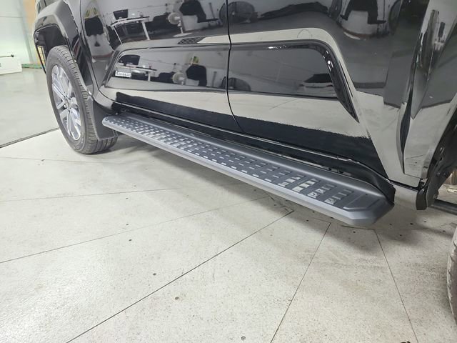 Used 2025 Toyota 4Runner Limited image 47