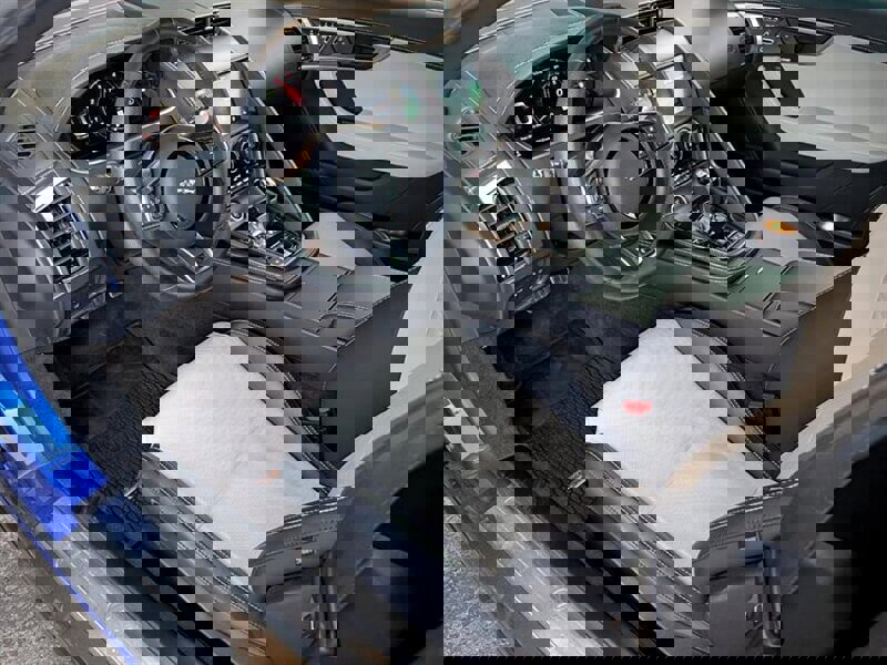 Used 2021 Jaguar F-TYPE R AWD/4WD image 2