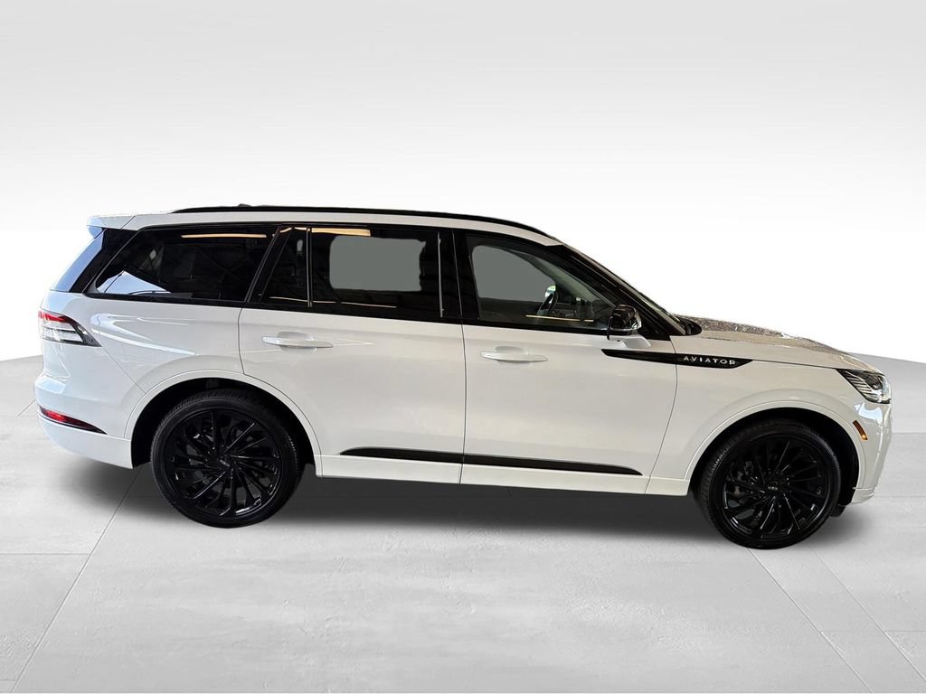 New 2026 Lincoln Aviator Reserve AWD/4WD image 6