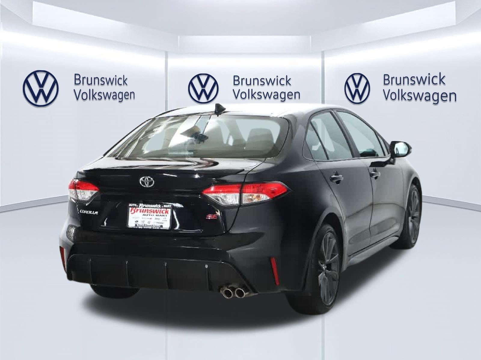 Certified 2024 Toyota Corolla SE w/ SE Premium Package FWD image 47
