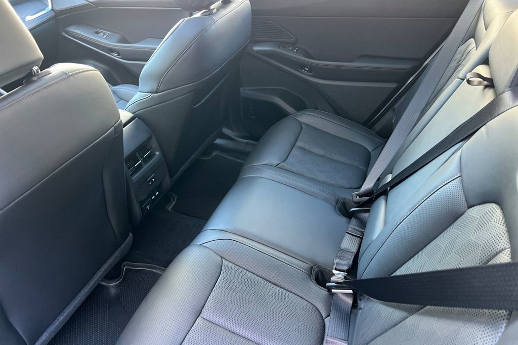 New 2026 Jeep Cherokee Overland w/ Advanced Pro Tech Group image 12