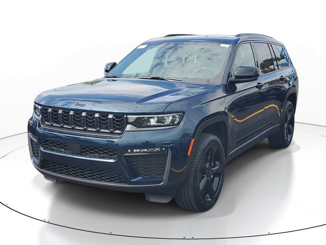 New 2026 Jeep Grand Cherokee L Limited w/ Limited Altitude Package AWD/4WD image 2