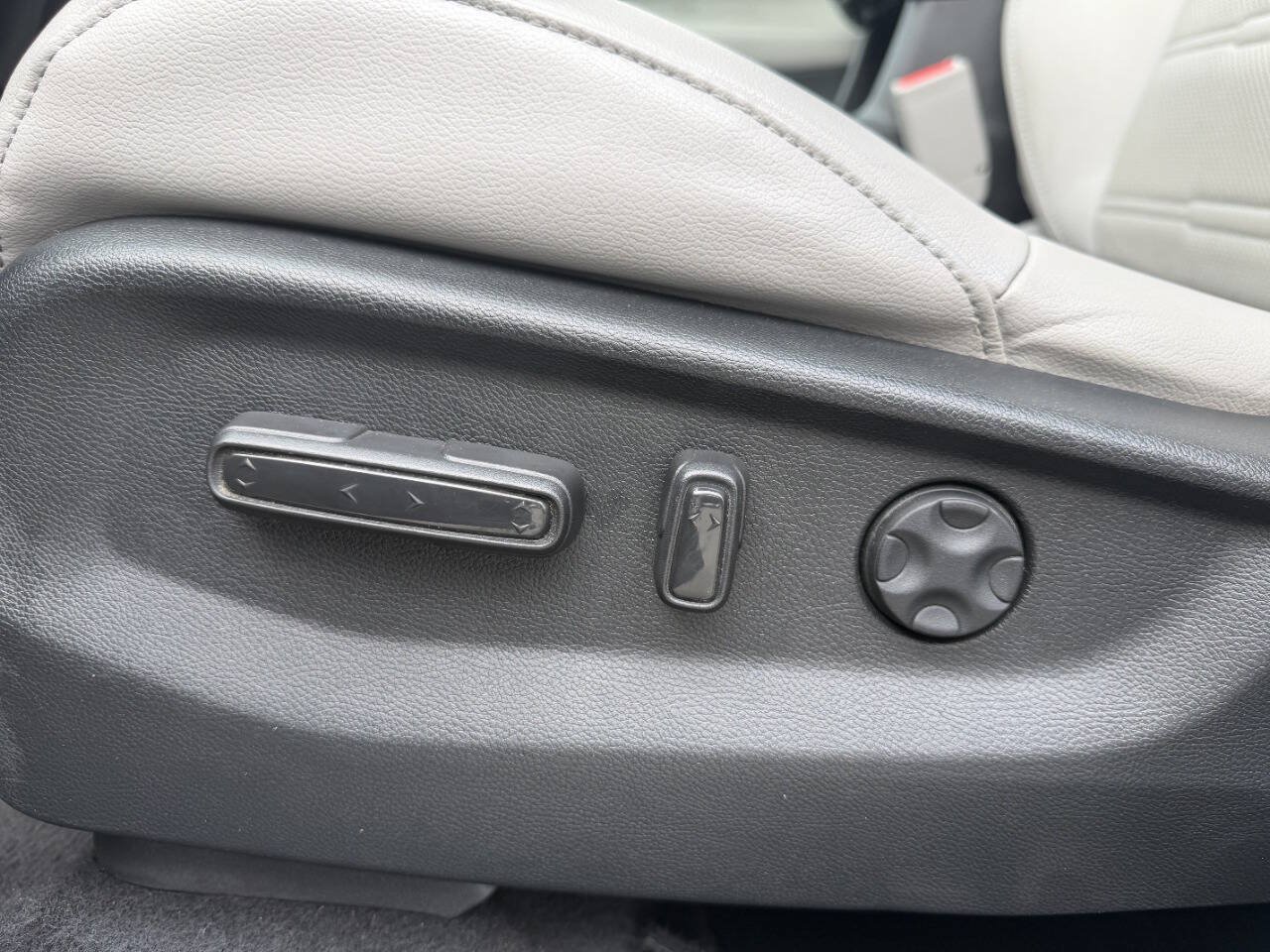 Used 2017 Honda CR-V EX-L image 20