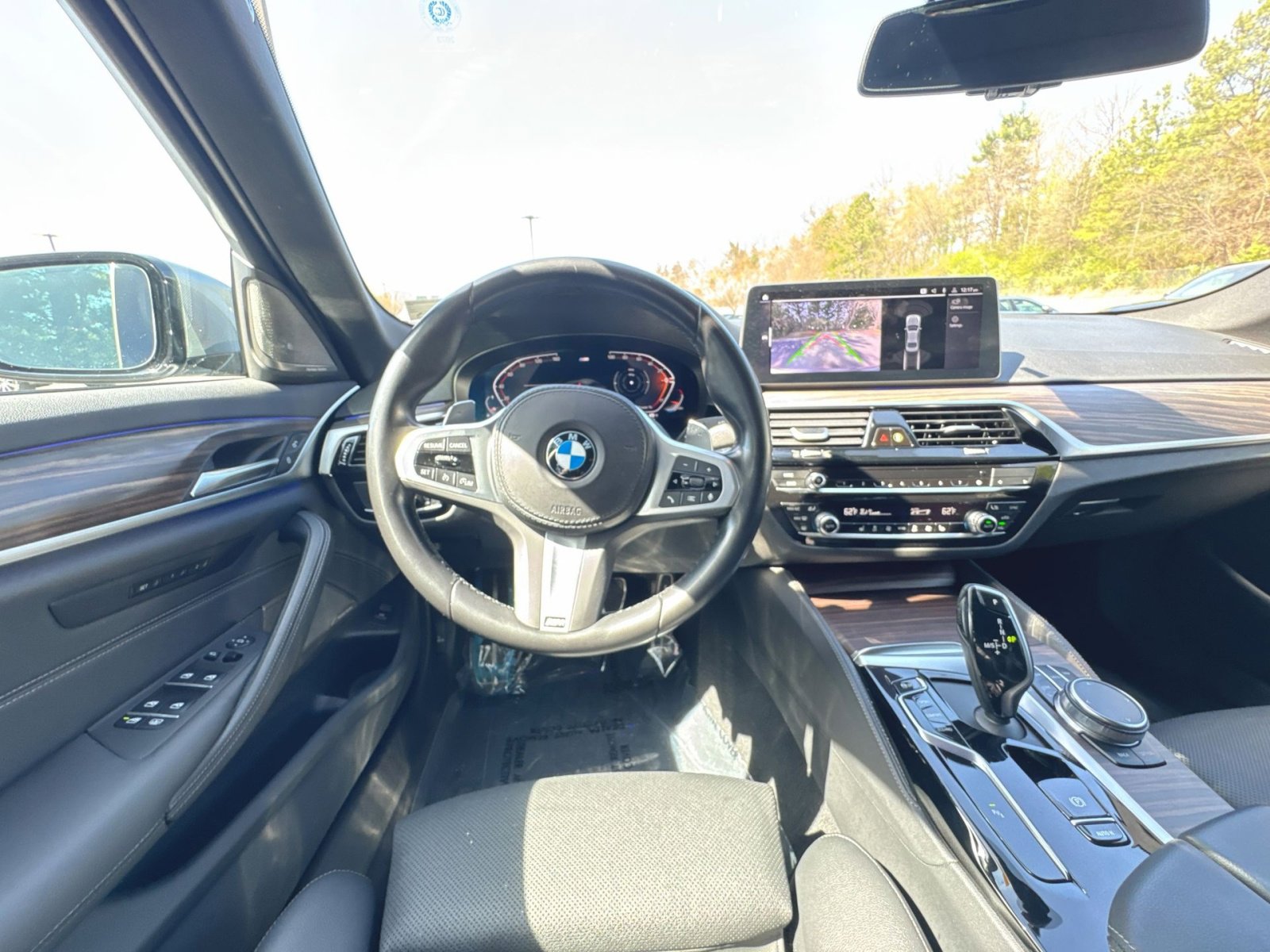 Certified 2023 BMW 540i xDrive w/ M Sport Package image 11