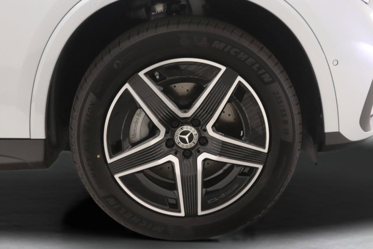 New 2026 Mercedes-Benz GLC 300 image 11