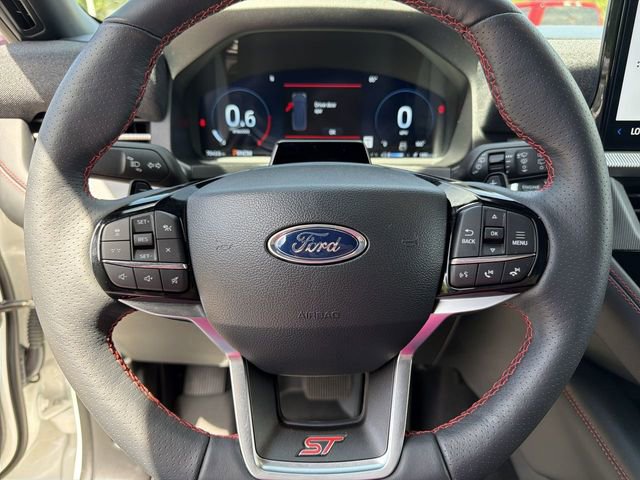 Certified 2025 Ford Explorer ST image 14