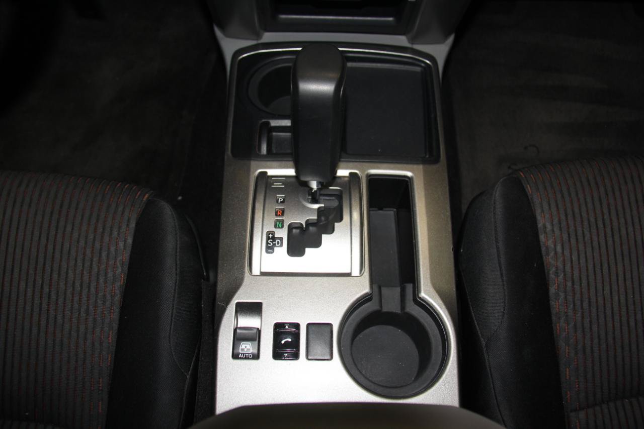 Used 2010 Toyota 4Runner SR5 RWD image 17