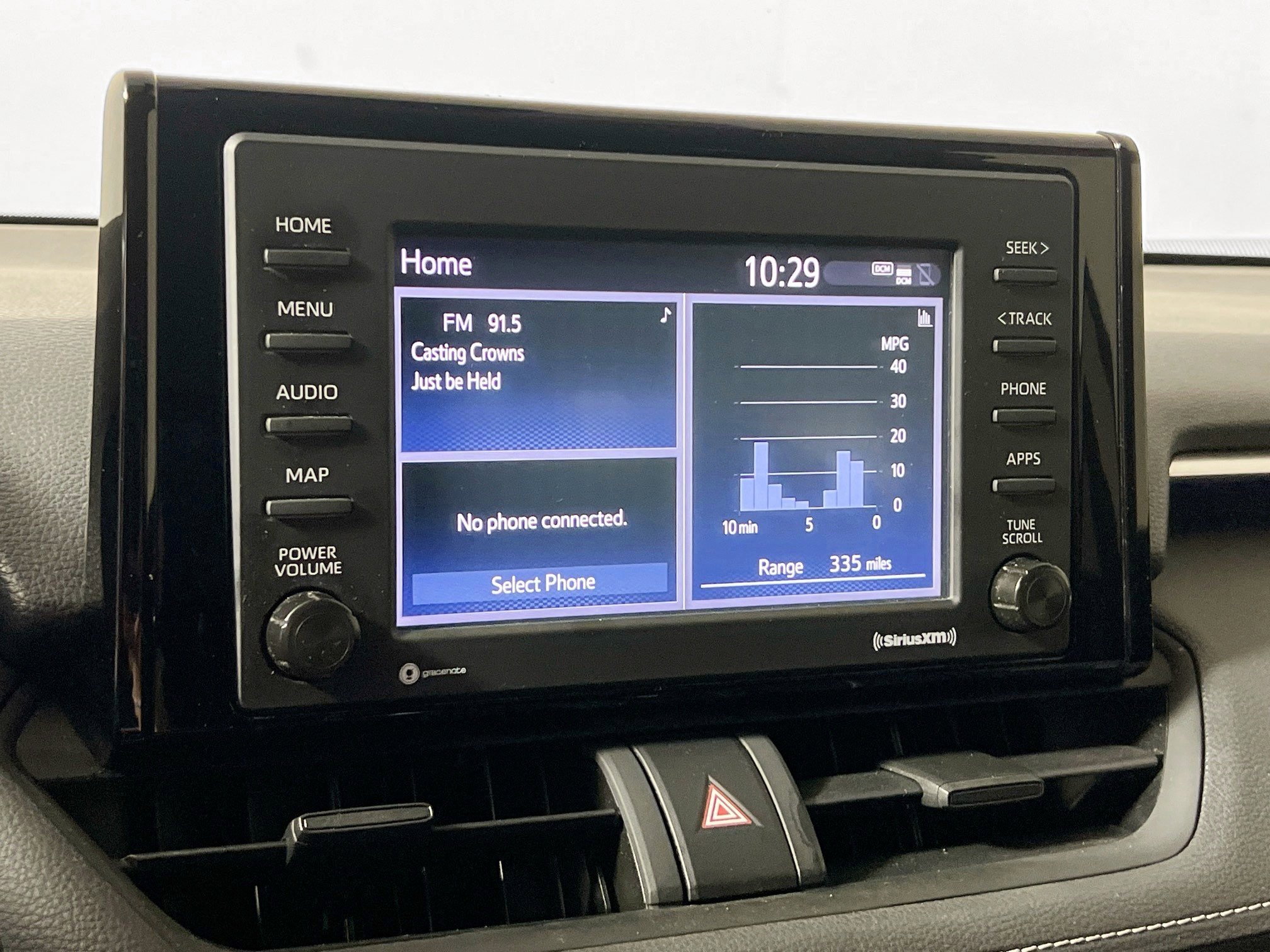 Used 2020 Toyota RAV4 LE image 27