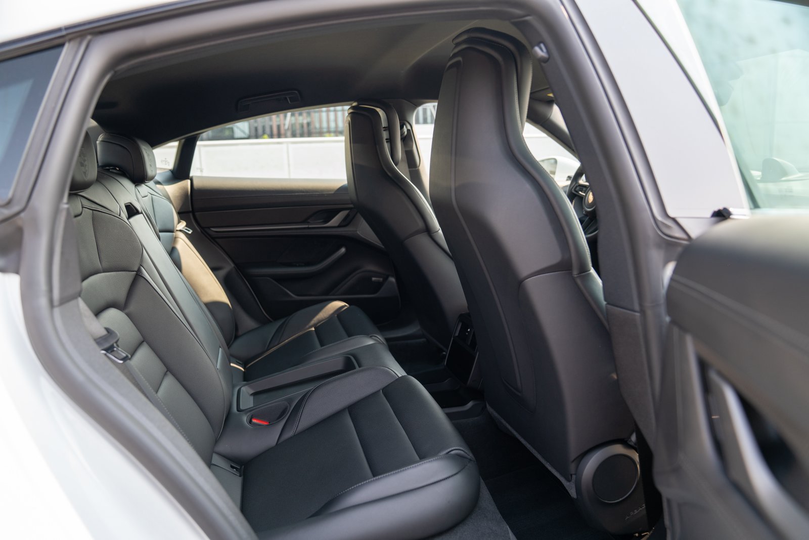Certified 2025 Porsche Taycan 4S AWD/4WD image 23