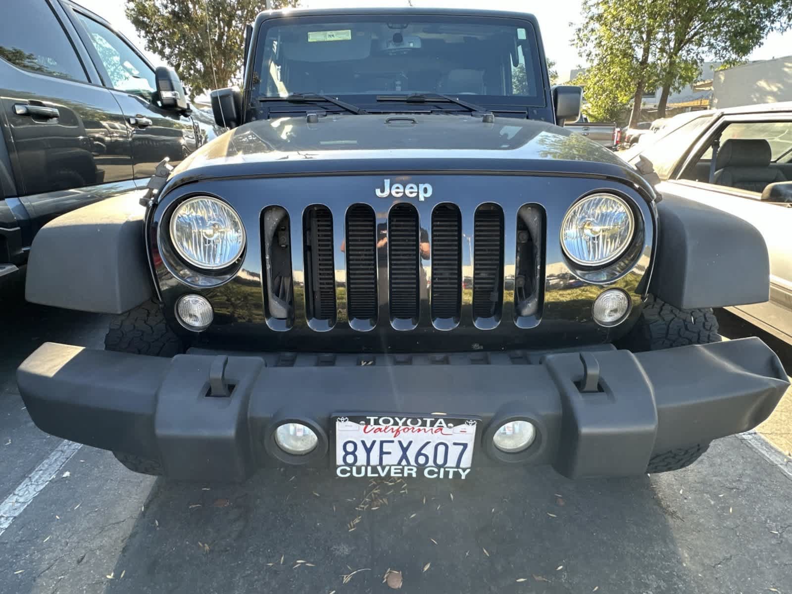 Used 2015 Jeep Wrangler Sport w/ Quick Order Package 24S AWD/4WD image 2