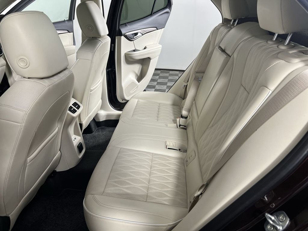 Certified 2023 Buick Envision Avenir AWD/4WD image 26