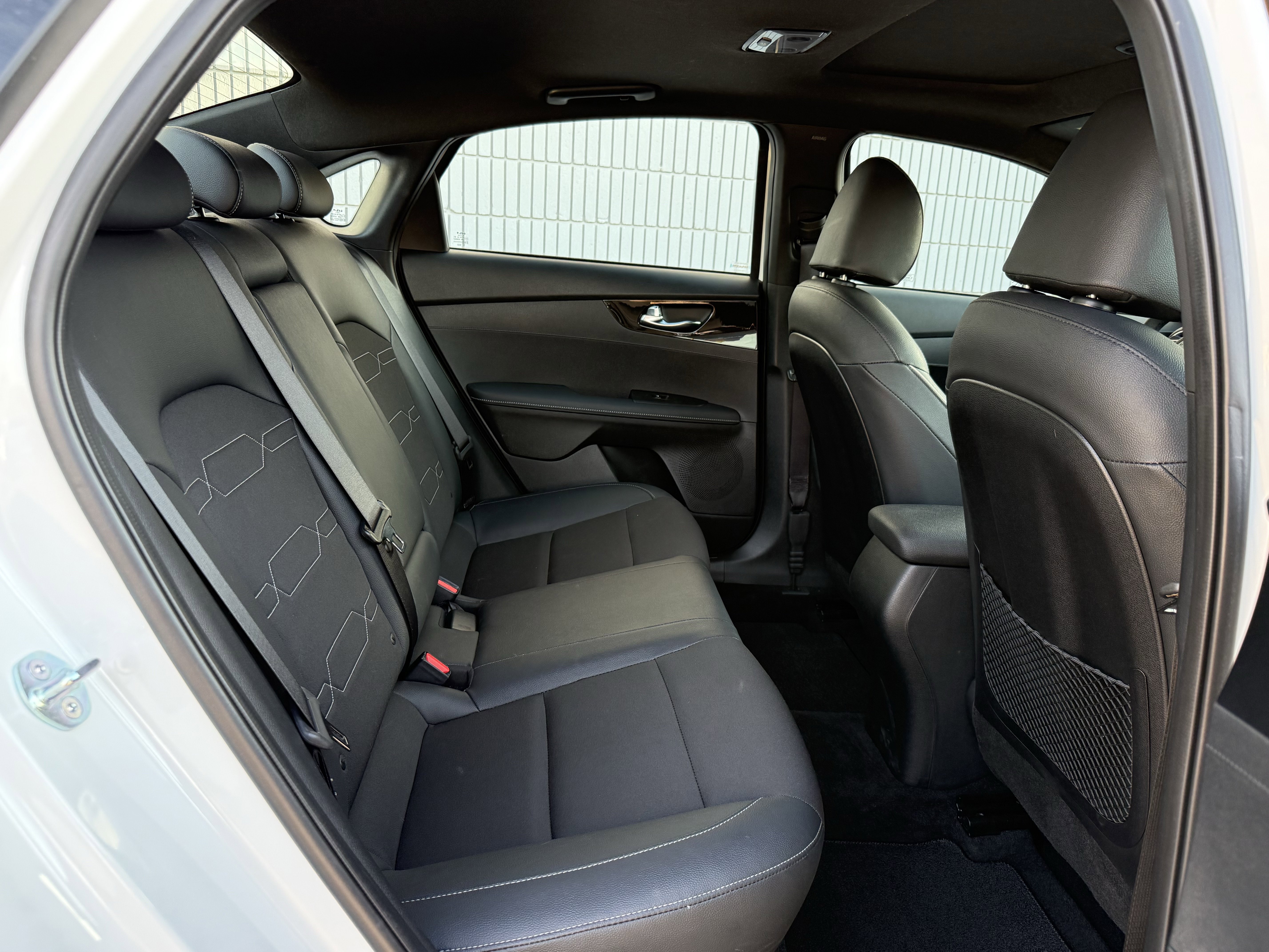 Used 2024 Kia Forte GT-Line w/ GT-Line Premium Package image 6