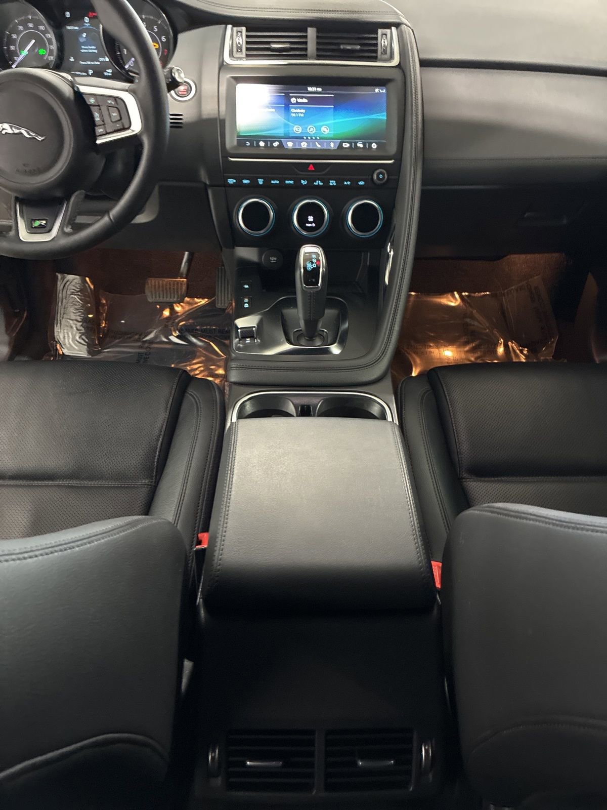 Used 2020 Jaguar E-PACE image 17