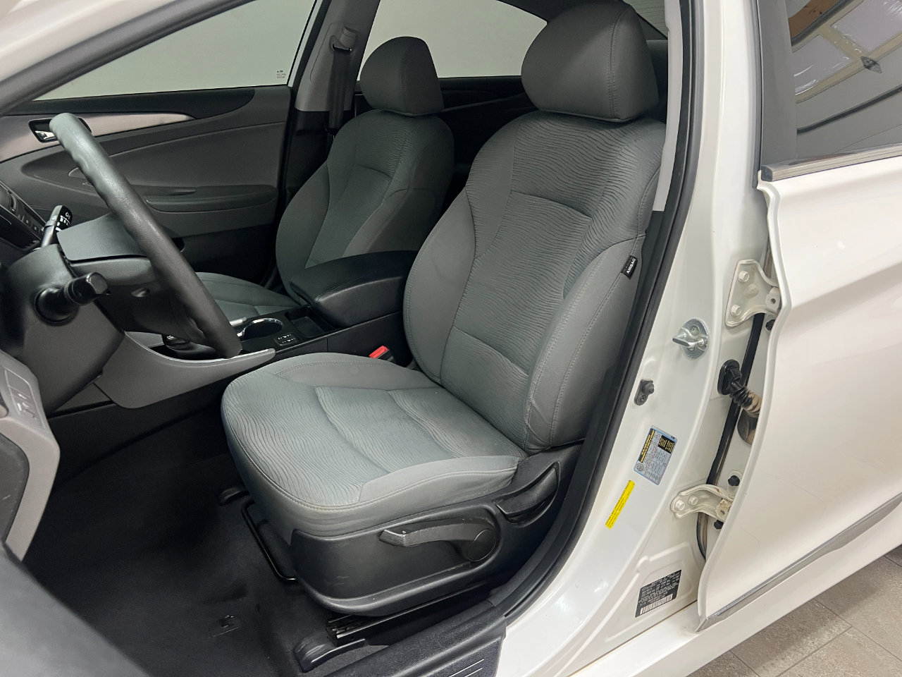 Used 2014 Hyundai Sonata Hybrid image 20