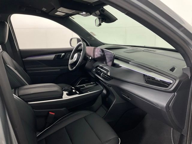 Used 2025 Buick Enclave Preferred image 29