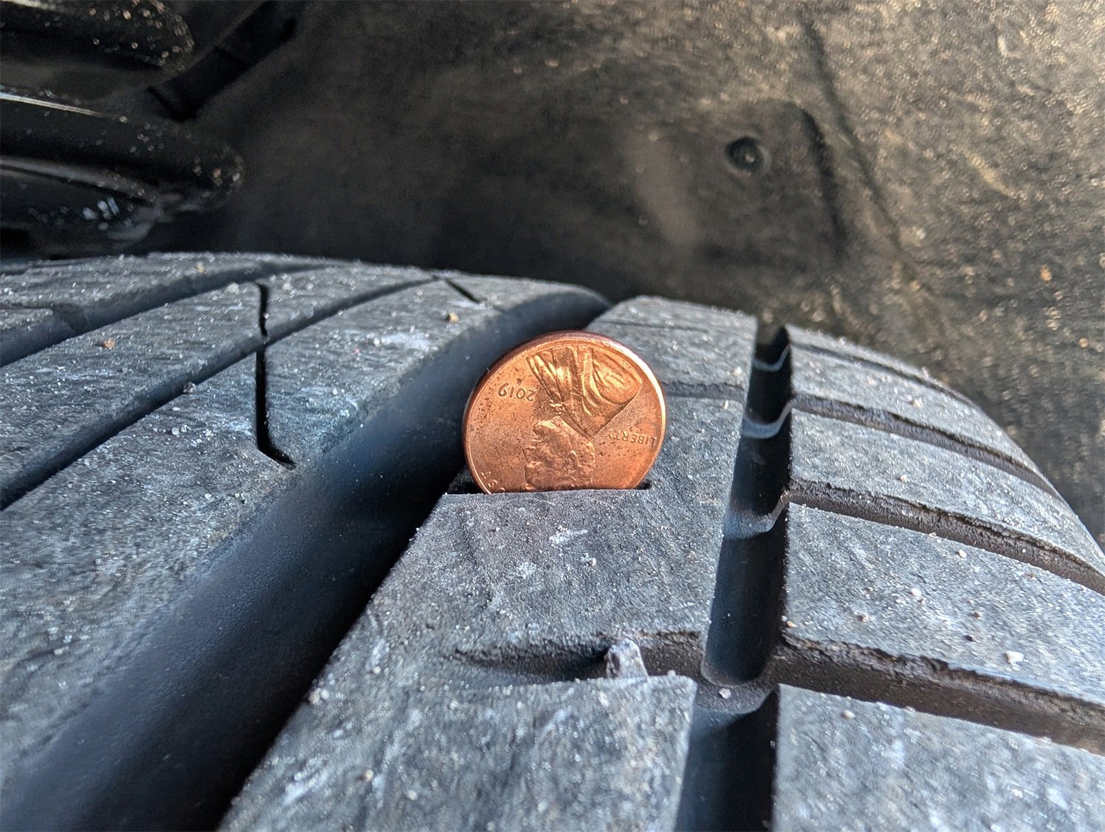 Used 2020 Ford Explorer XLT w/ Equipment Group 202A image 38