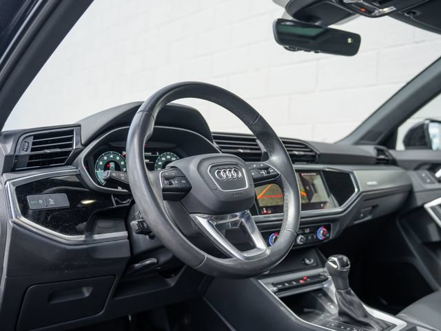 Used 2024 Audi Q3 2.0T Premium Plus w/ Premium Plus Package AWD/4WD image 4