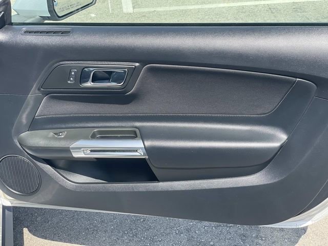 Used 2016 Ford Mustang Coupe RWD image 22