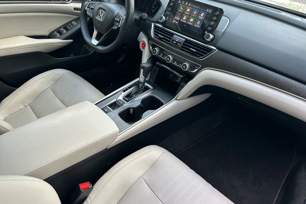 Used 2018 Honda Accord EX-L image 15