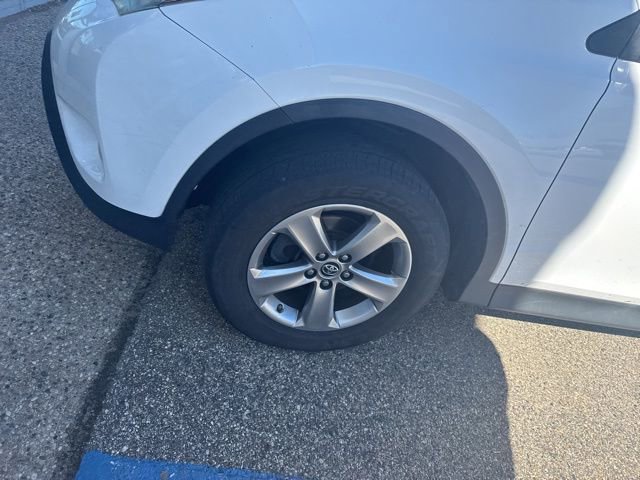 Used 2015 Toyota RAV4 XLE image 8