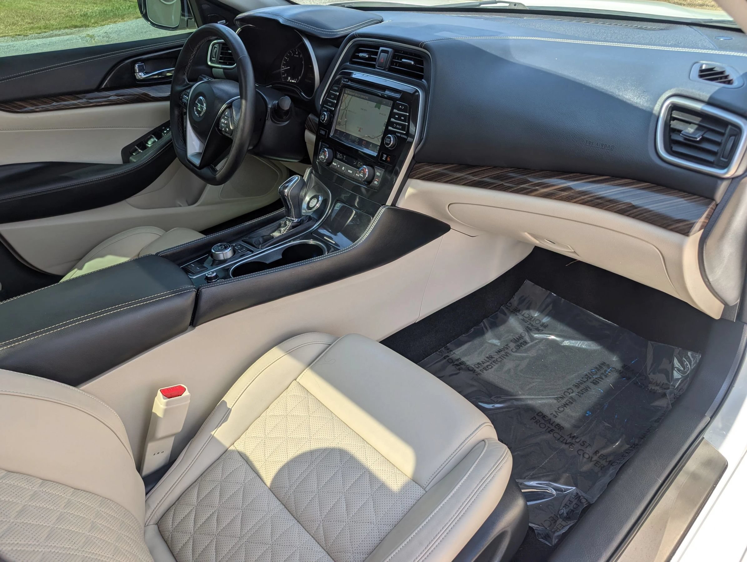 Used 2017 Nissan Maxima Platinum w/ Medallion Package FWD image 45