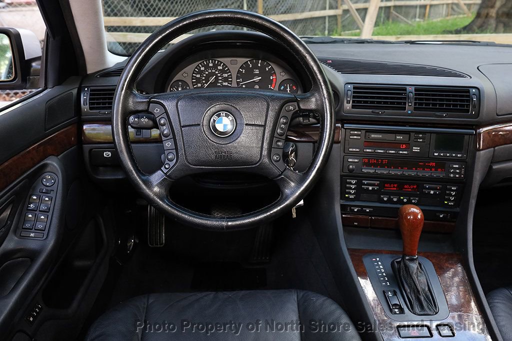 Used 1999 BMW 740iL RWD image 37
