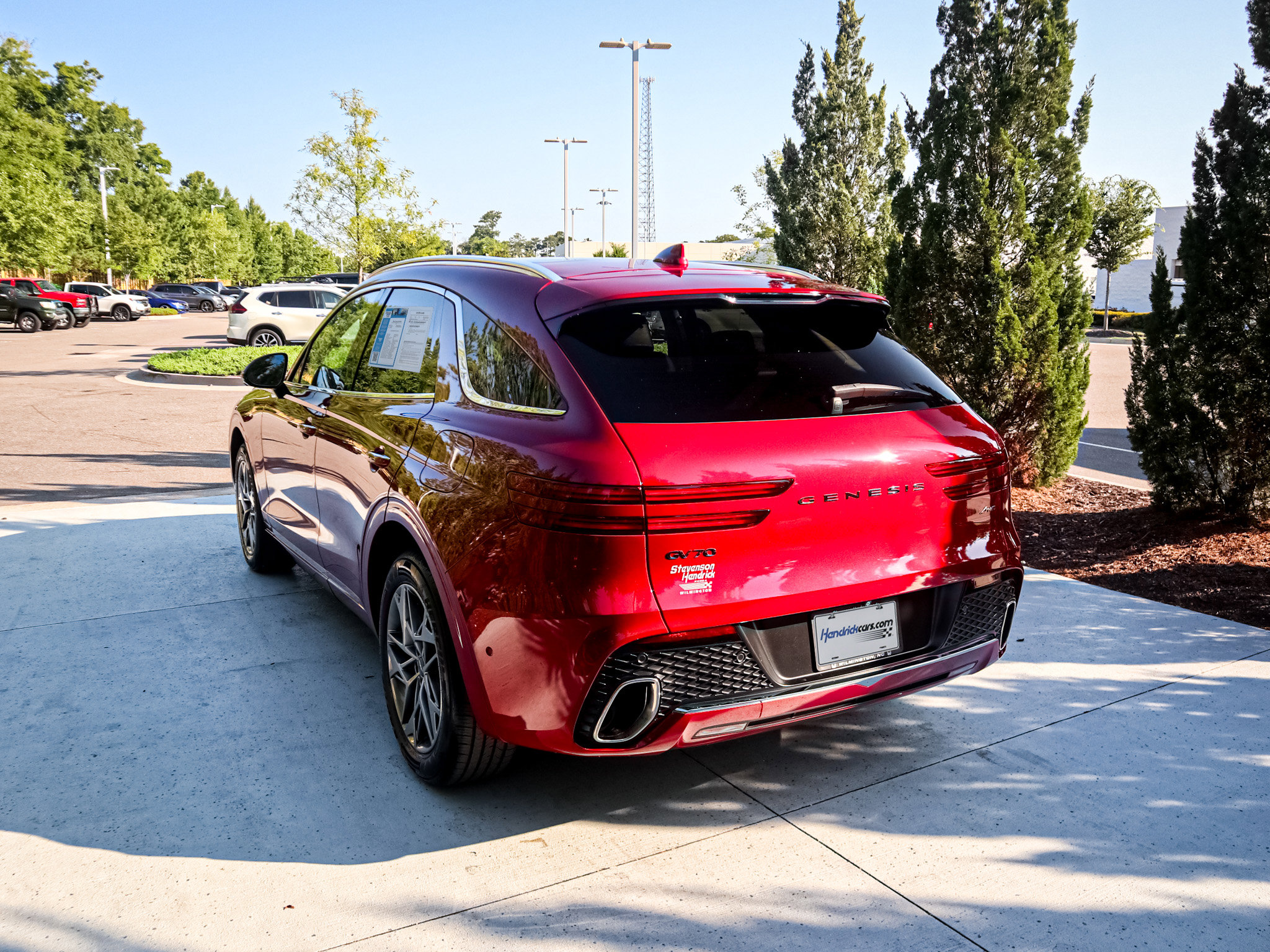 Used 2023 Genesis GV70 2.5T w/ Advanced Package AWD/4WD image 8
