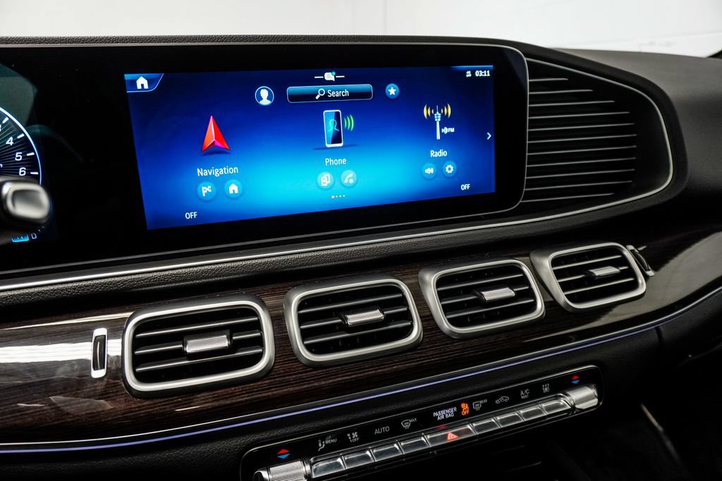 Used 2025 Mercedes-Benz GLE 450e 4MATIC image 26