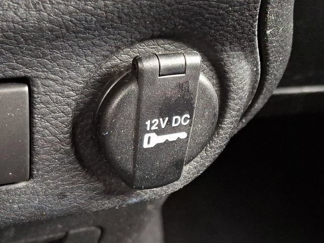 Used 2014 Jeep Wrangler Sahara w/ Connectivity Group AWD/4WD image 21