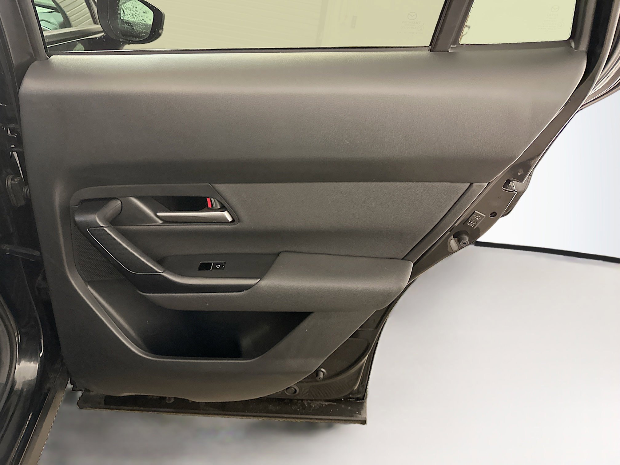 Used 2025 MAZDA CX-50 2.5 Hybrid w/ Preferred Pkg AWD/4WD image 32