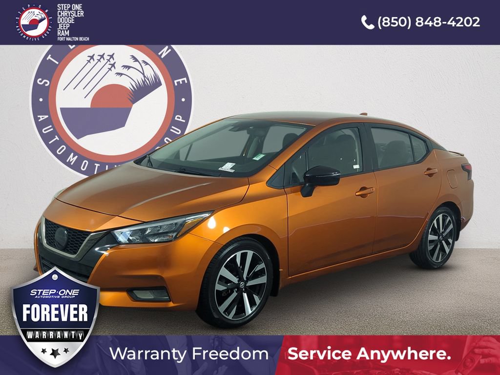 Used 2021 Nissan Versa SR FWD image 2