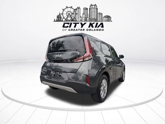 Certified 2025 Kia Soul LX w/ LX Technology Package FWD image 6
