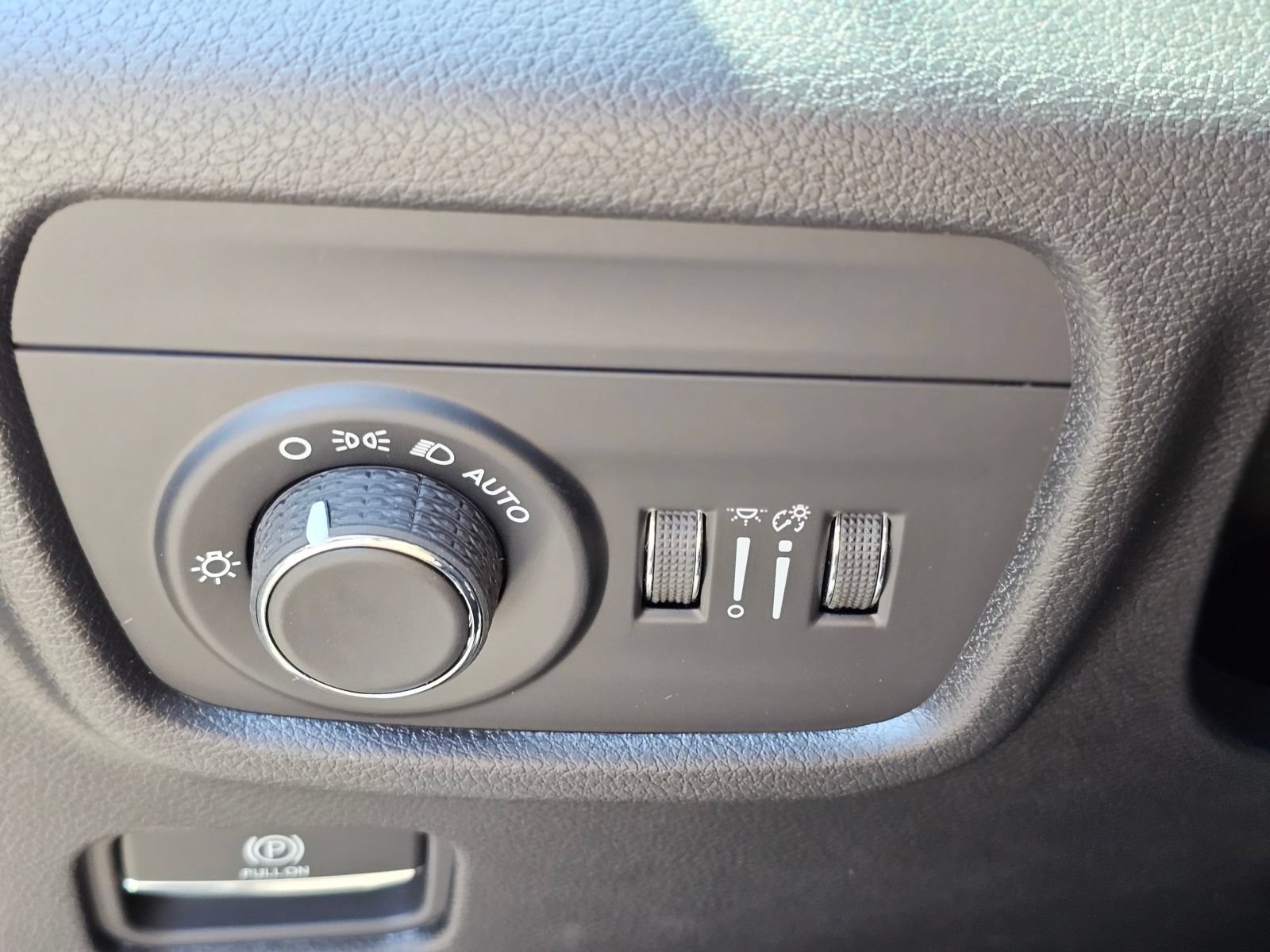 New 2026 Jeep Grand Cherokee Laredo RWD image 16