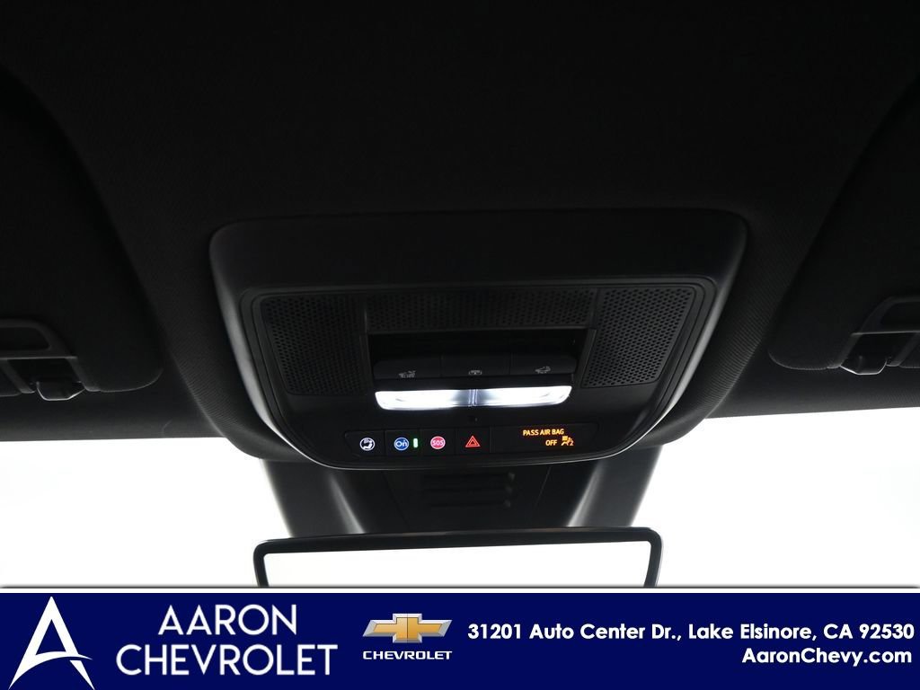 New 2025 Chevrolet Equinox EV LT w/ Convenience Package II image 9