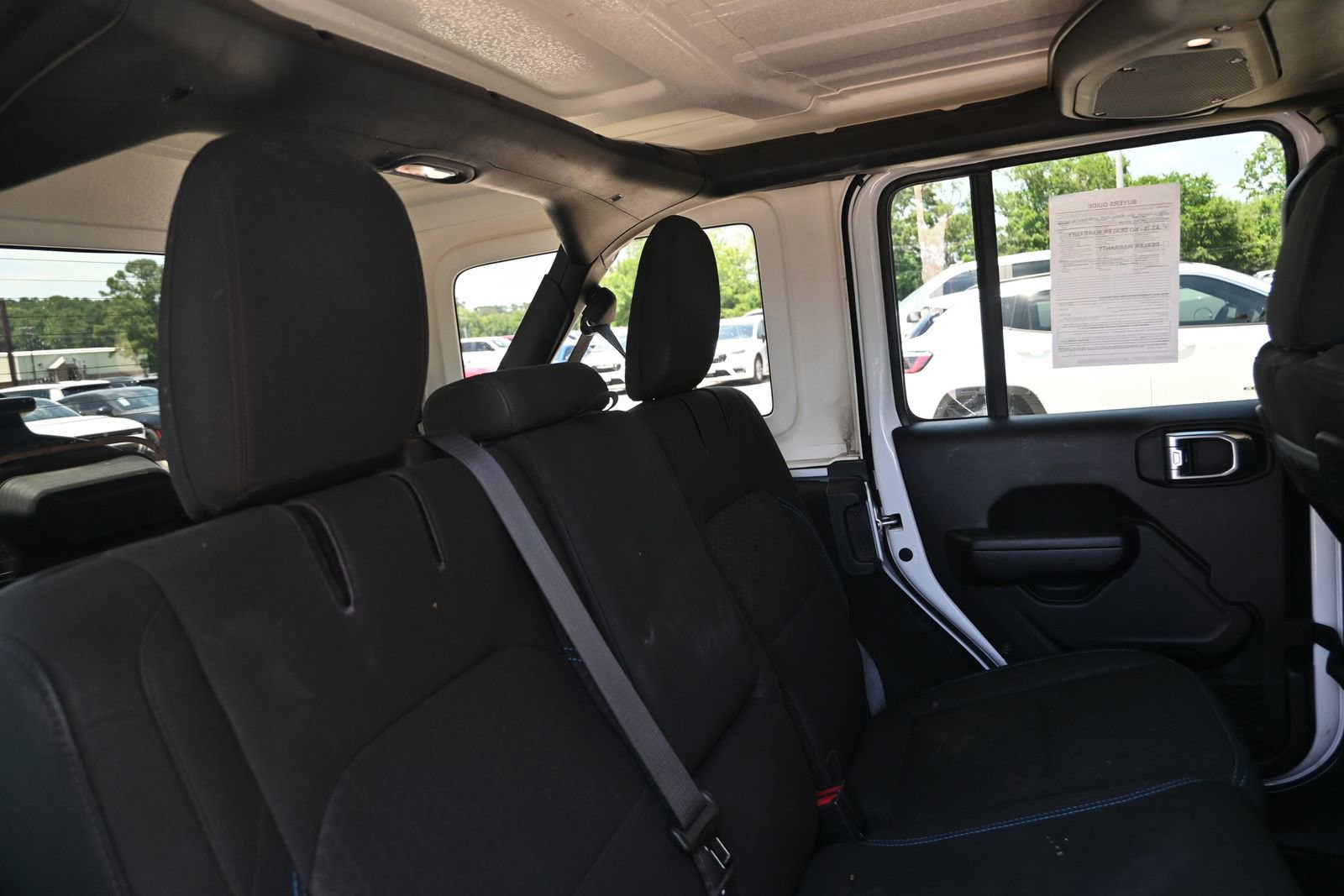 Used 2024 Jeep Wrangler Unlimited Rubicon 4xe AWD/4WD image 28