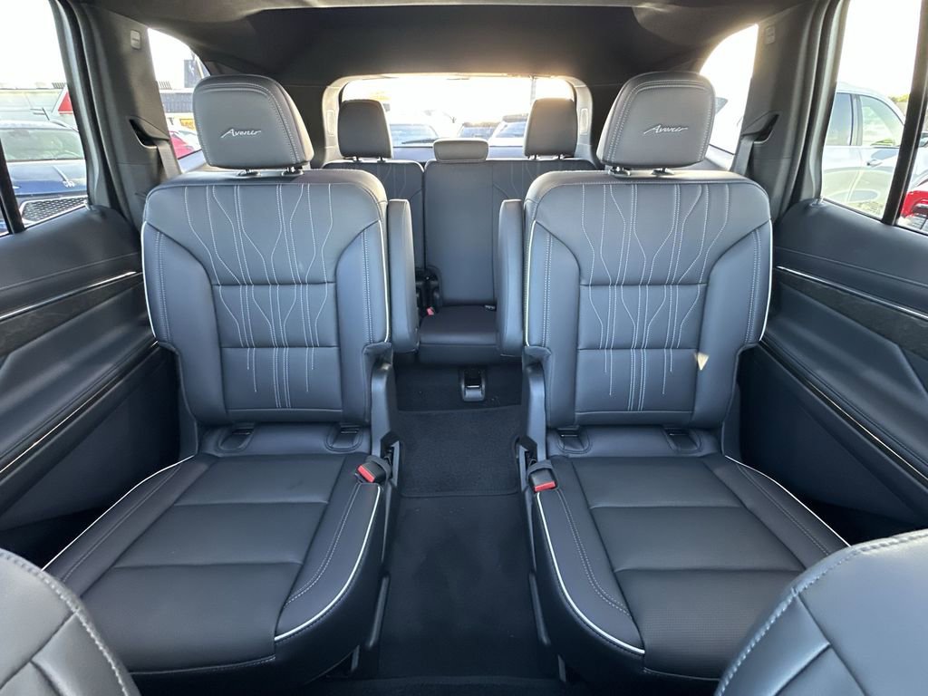New 2026 Buick Enclave Avenir w/ Super Cruise Package image 23