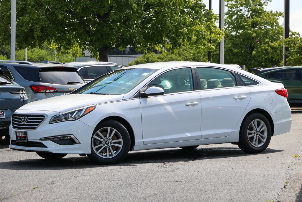 Used 2015 Hyundai Sonata SE w/ Option Group 09 FWD image 15