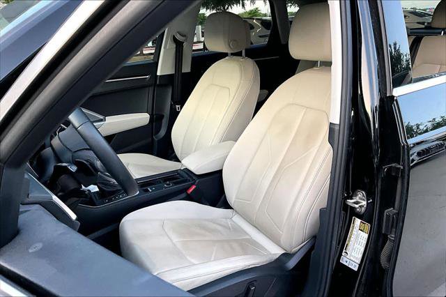 Used 2022 Audi Q3 2.0T Premium AWD/4WD image 8