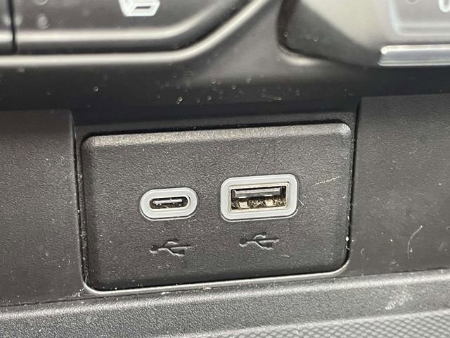 Used 2023 Chevrolet Tahoe LT w/ Luxury Package image 23