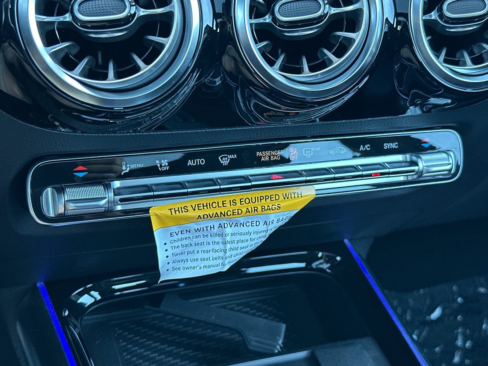 Certified 2024 Mercedes-Benz GLA 35 AMG 4MATIC image 23