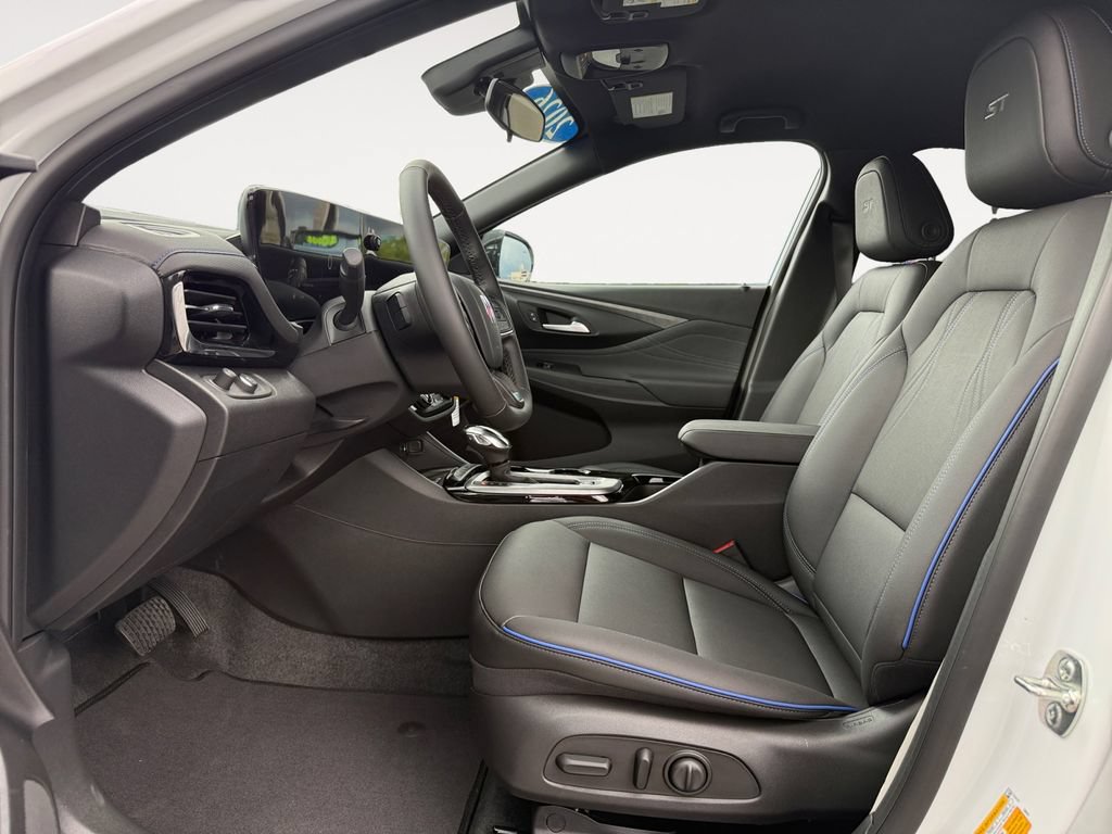 New 2026 Buick Envista Sport Touring w/ Convenience I Package FWD image 9