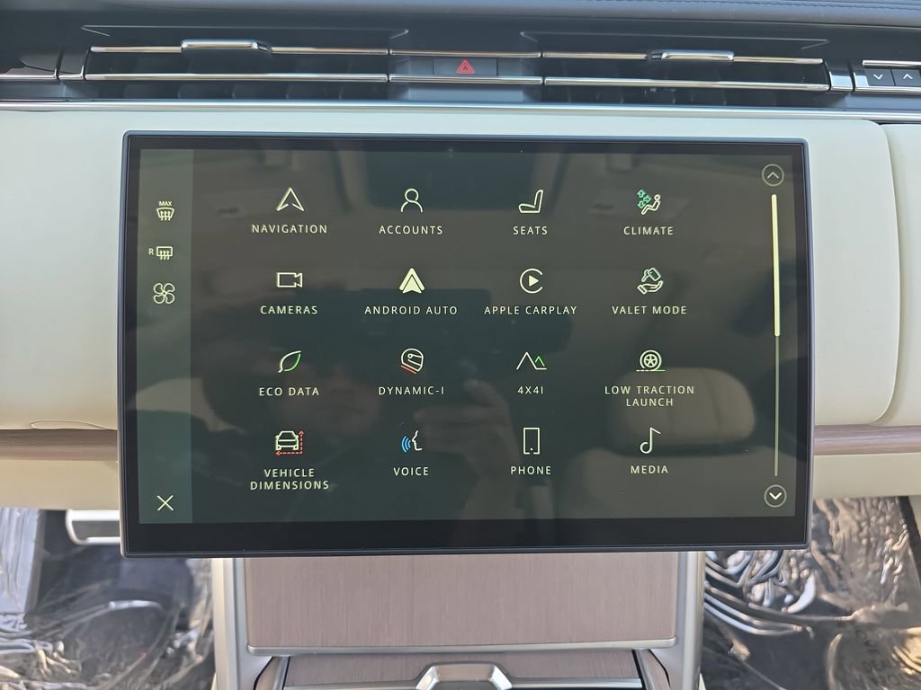 Certified 2024 Land Rover Range Rover SE AWD/4WD image 22